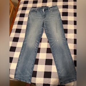 Light Wash American Eagle men’s jeans